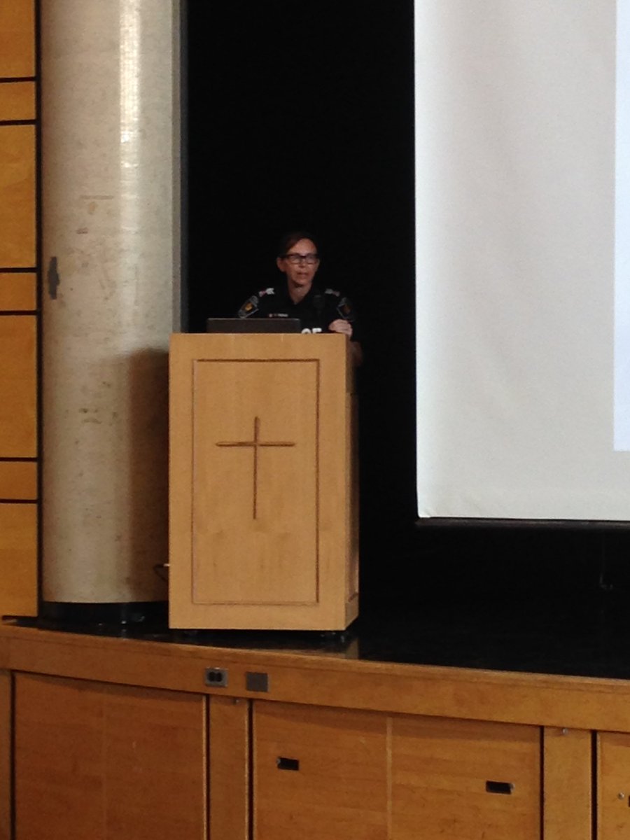 CarterOSAID's tweet photo. We learned about distracted driving from Sergeant Karen Hodge from @YRP. https://t.co/rMDhG23xZ4