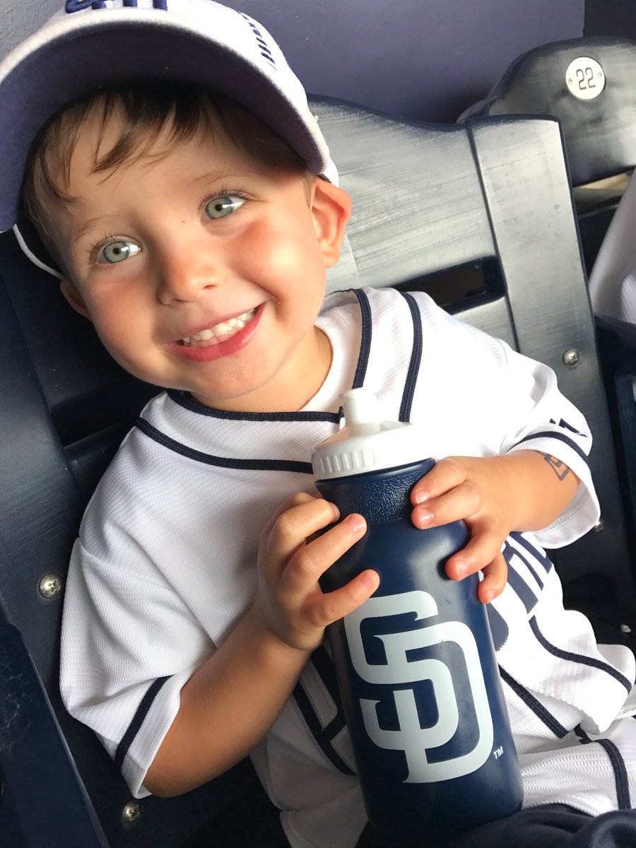 SonjaBrummer's tweet photo. Go Padres! #sdinhd #gopadres #compadreskids https://t.co/3lS6FzF1gg