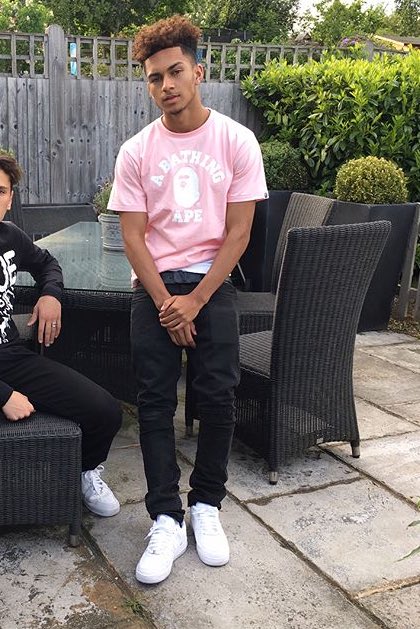 new but not. rt for me if you'd like
 im not an asshole although i look like one, i admit it 💀
stay fresh . 🤙🏼👅