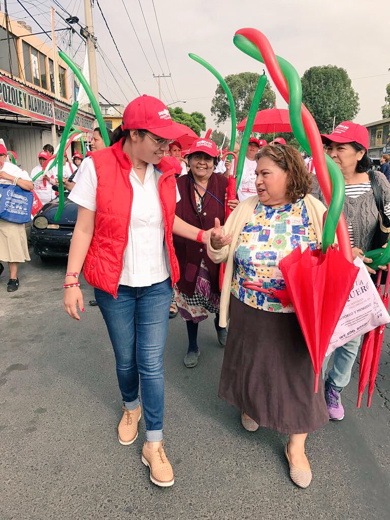 NallelyGtzR's tweet photo. En el @PRI_EDOMEX estamos más juntos que nunca. La militancia de #Ecatepec es la más leal y comprometida. ¡#VamosAGanar con @alfredodelmazo! https://t.co/N3QcCyHEkN