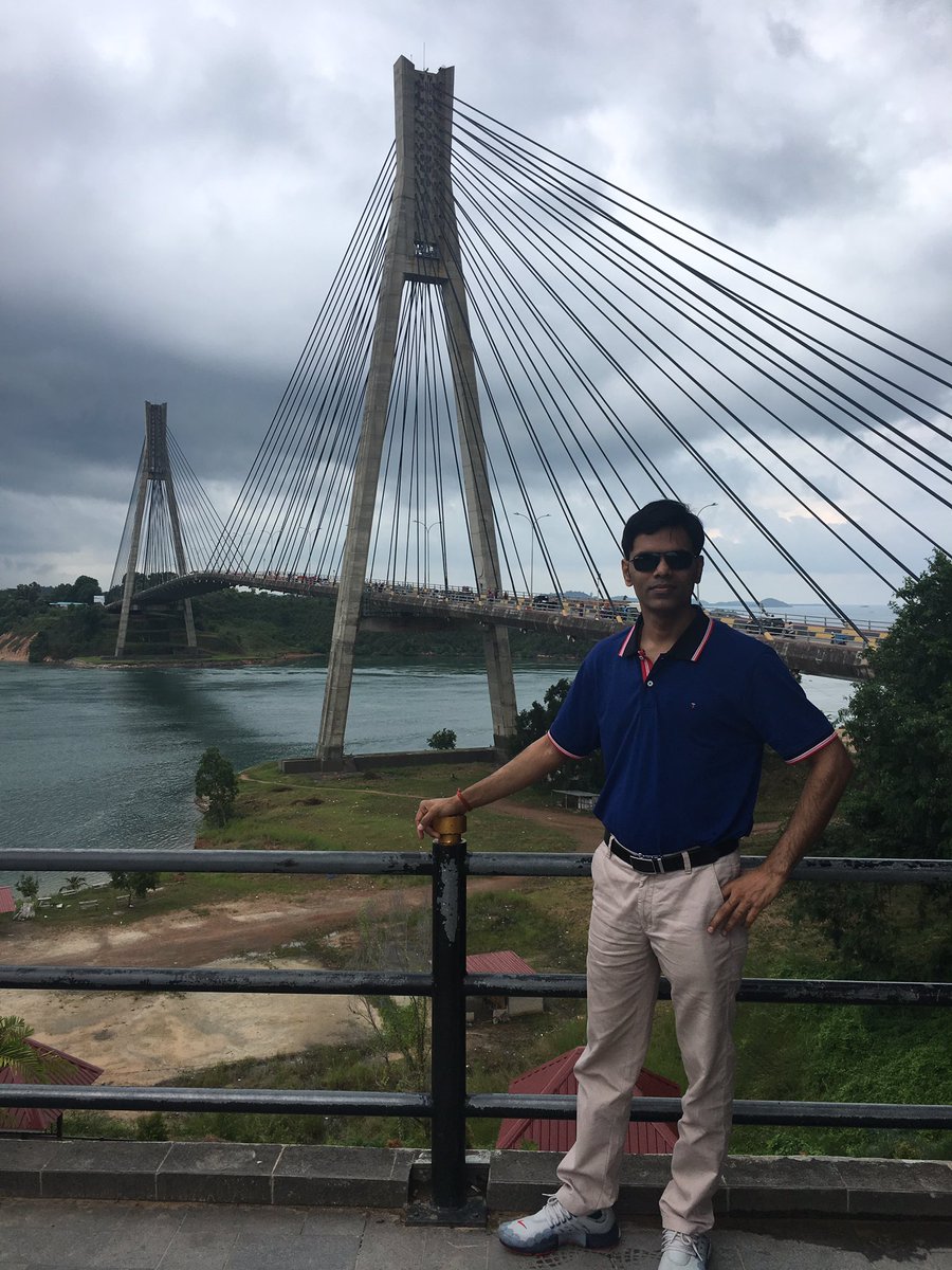 ppandeyenv's tweet photo. Being one of the popular travel destinations in #Indonesia ,#Batam Island features several interesting #tourist attractions.#Barelangbridge https://t.co/P6ZEw5F3Sa