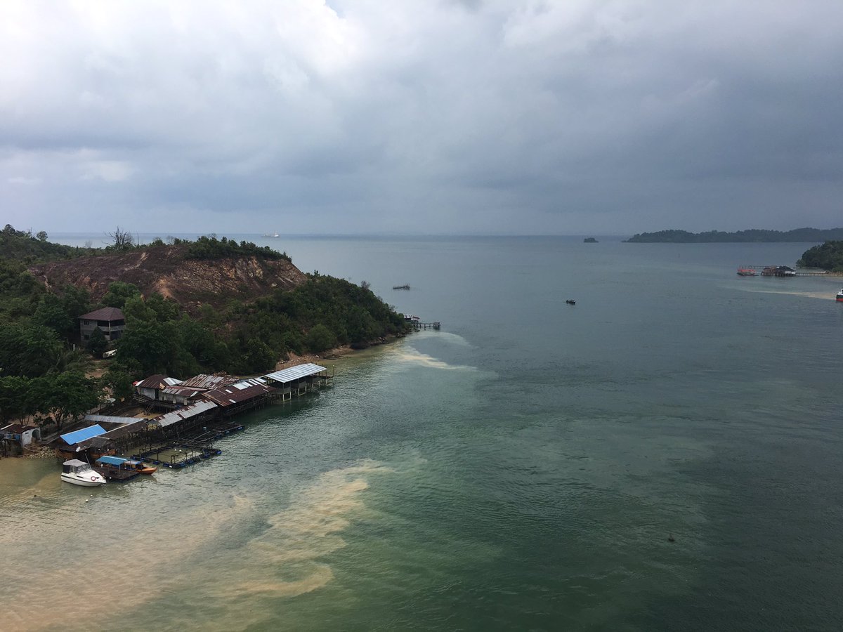 ppandeyenv's tweet photo. Being one of the popular travel destinations in #Indonesia ,#Batam Island features several interesting #tourist attractions.#Barelangbridge https://t.co/P6ZEw5F3Sa