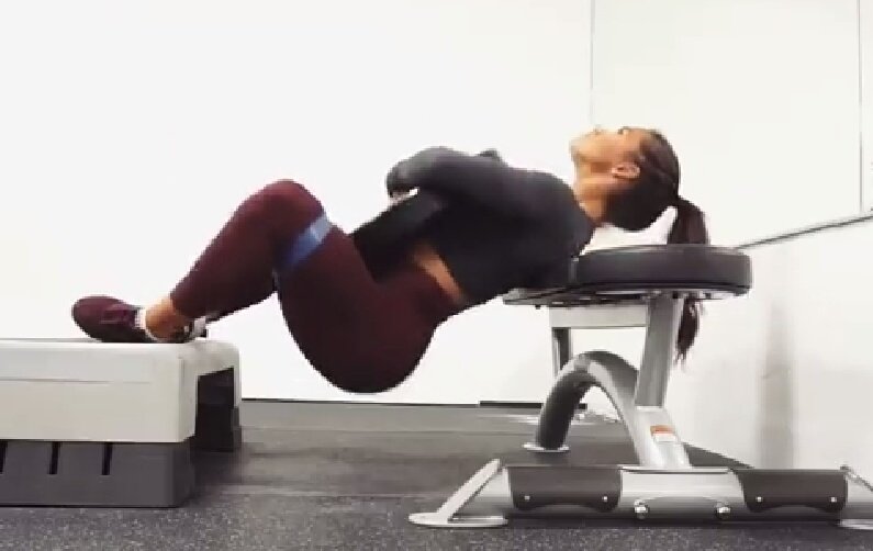 NouraBeautifies's tweet photo. #HipThrusts #Amazing #BootyExercise follow me on #Instagram  nourabeautifylife;  #FitnessGoals #FitnessMotivation #FitnessWithNoura https://t.co/bBNrZk4nT4