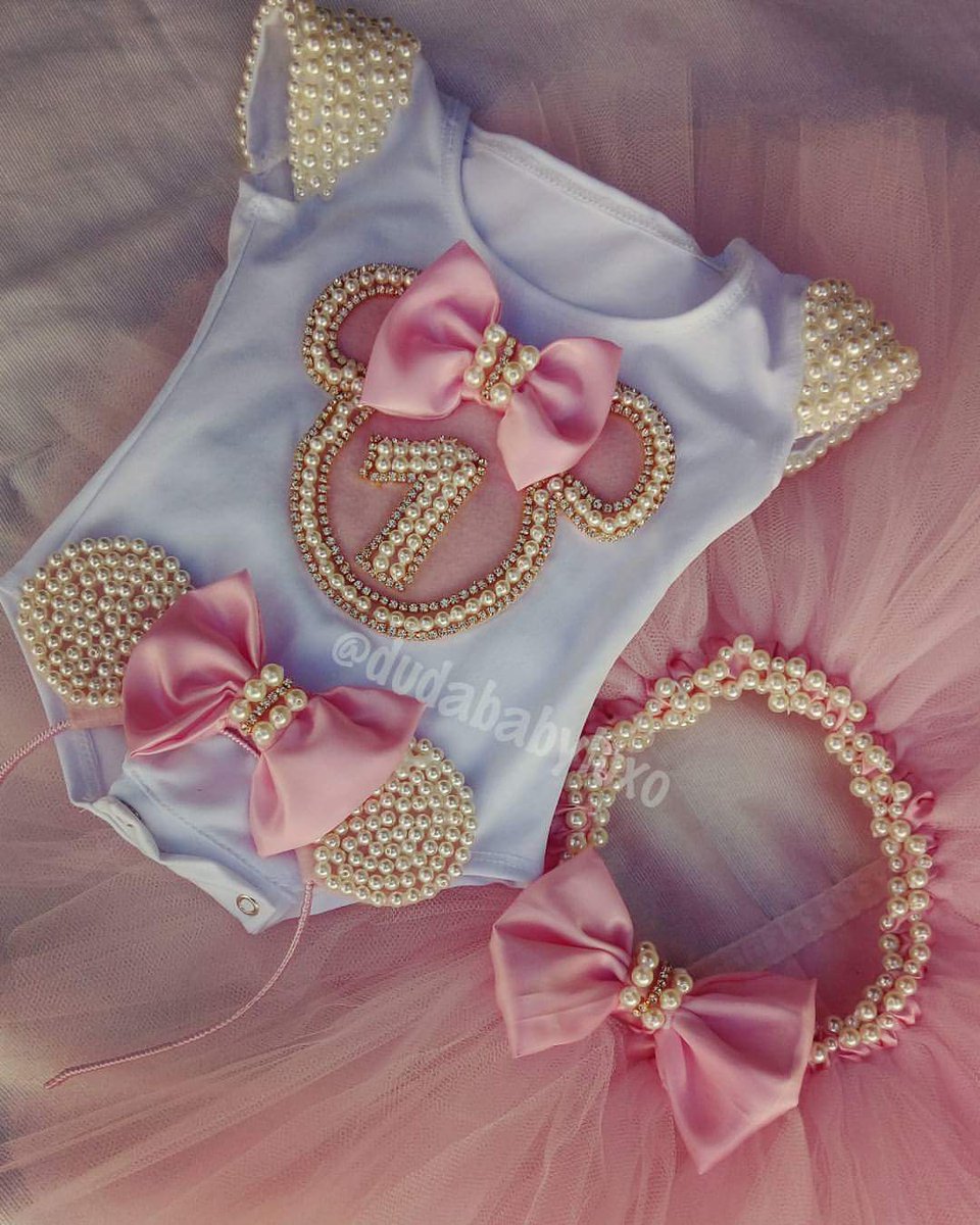 2BbarbieBella's tweet photo. Ja quero ser MAE so p colocar essa roupa na minha filha 😌😂😍😍😍😍😍 To muito apaixonada https://t.co/pvGcK1Brlx