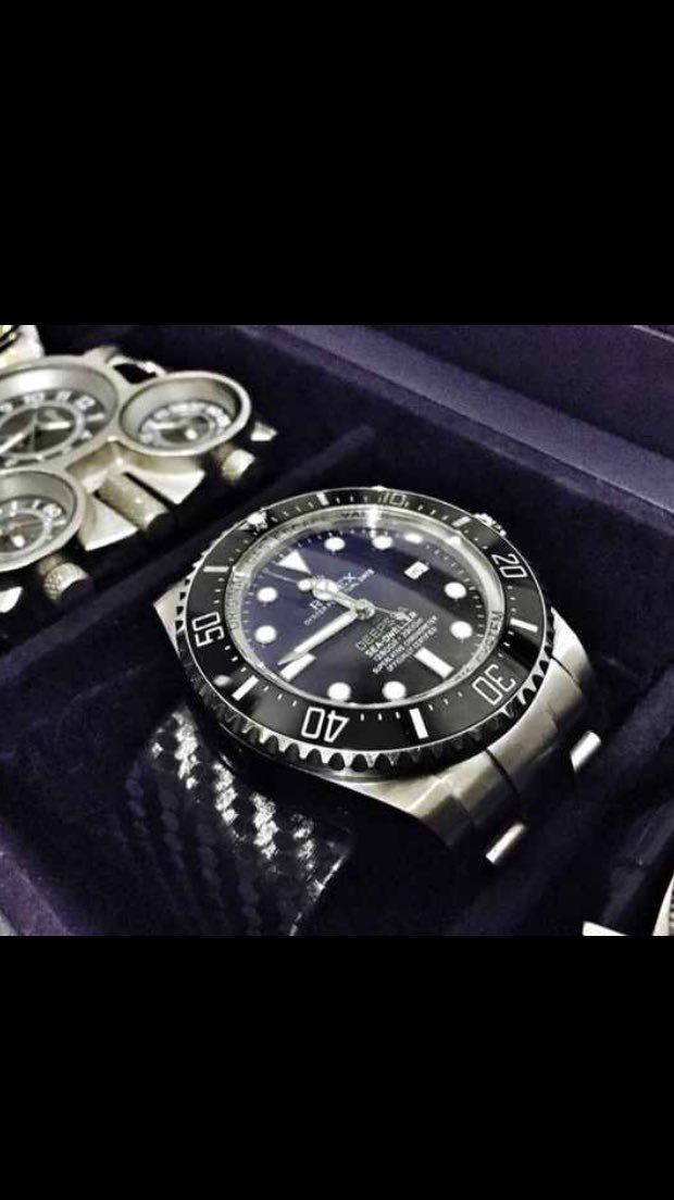 watcher_if_u's tweet image. u should know there's a man with the  watch can make u high