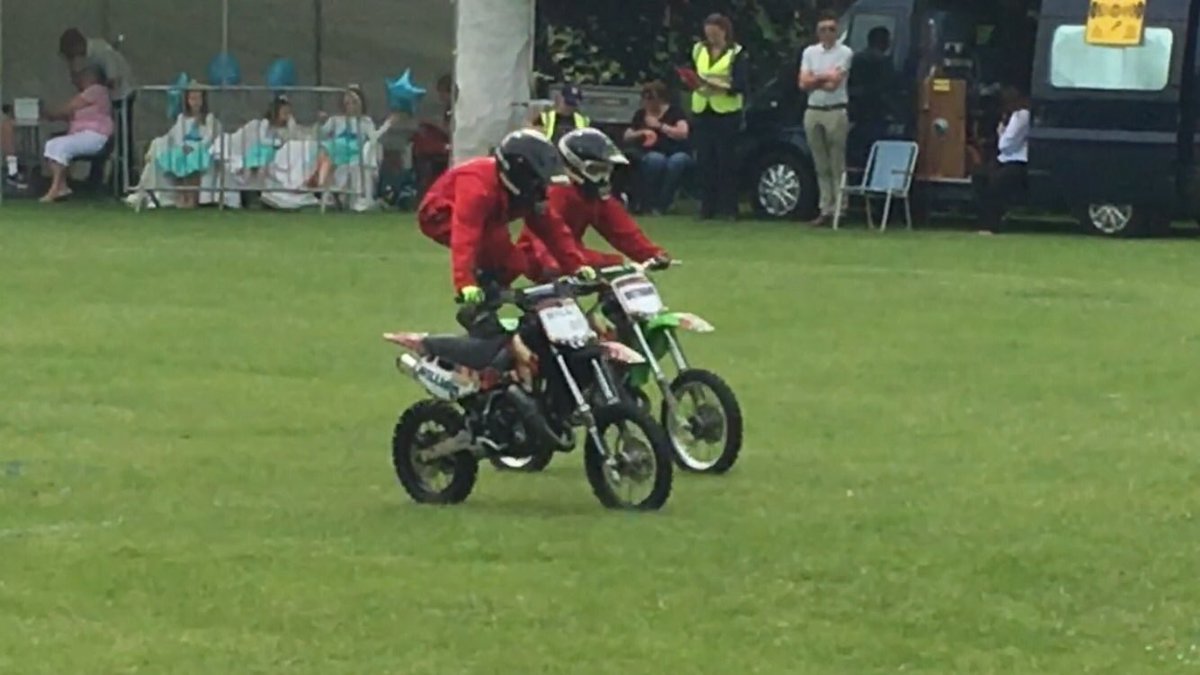 BethanyDiamond4's tweet photo. 1st show of the season @ Framlington gala and 1st show riding with my brother @KawasakiMXCoach @UKTeamGreen @Maxxis_Tyres @Honda_UK https://t.co/6EBfdd8BgA