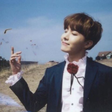 ggfjskend's tweet photo. @analuziavianas1 @bts_for_ilusao @BangtanLovers7 @BRimagineskpop @SupportForKPOP1 @Bangtan_IM @Imagine_btsboyz @messyjules @allkpopisza @bts_imagnebts7 ☀ My hope ☀
☸ Capítulo 4☸
☸Boa leitura bolinhos ☸
~Ana https://t.co/j4kGAchiCz