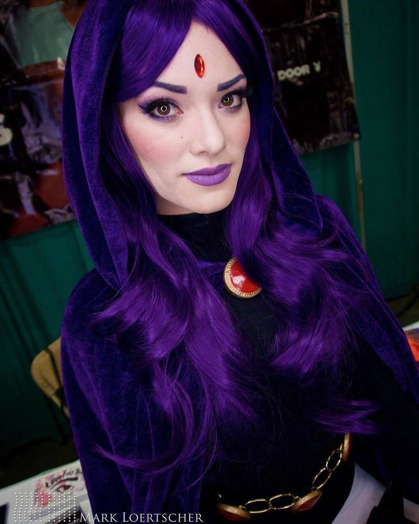 Ectogammot's tweet photo. She can see the darkness in your soul. Go follow @joaniebrosas for stunning cosplay! #dc #slcc2016 #dccosplay #tee… https://t.co/3nGndyqrKz https://t.co/I5BrH4VWvP