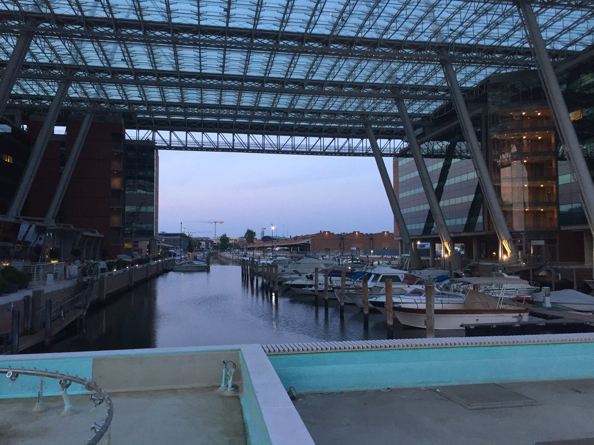 TrowbridgeTri's tweet image. Arrived hotel in #venice ready to get 22 cyclists to #milan 22 #bikes built &amp;amp; fitted. #cycling #outrider