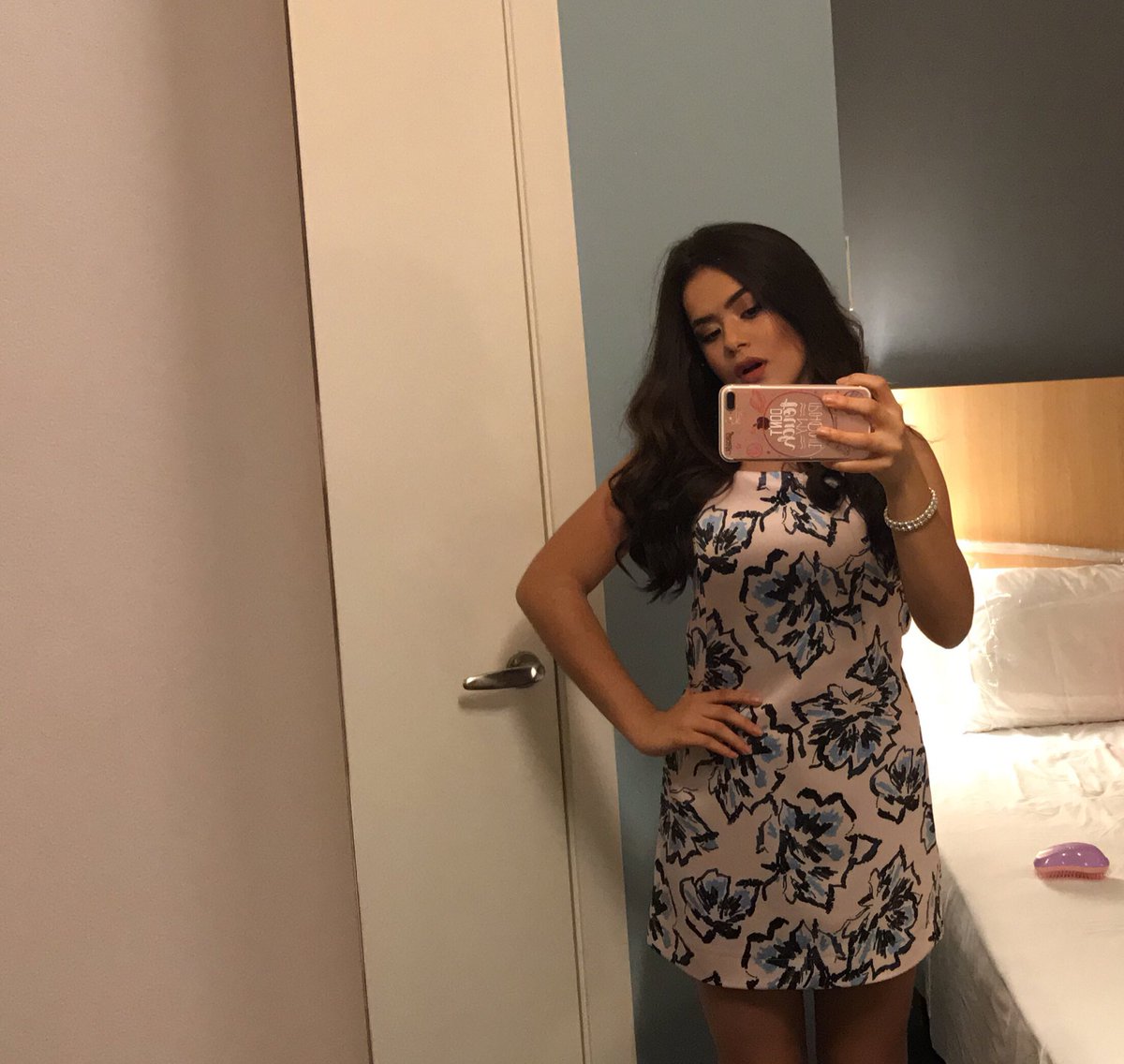 maisa's tweet photo. quer princesinha bicho??? https://t.co/CpzNs5MkuW