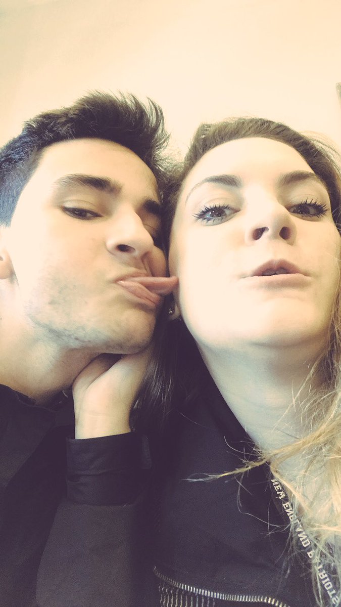rachel_calnan's tweet photo. HAPPY BIRTHDAY CHRITZY ILYSM #SOFERDA ๐โค๏ธ๐ @JohnsonActually https://t.co/fOs7OGyrxg