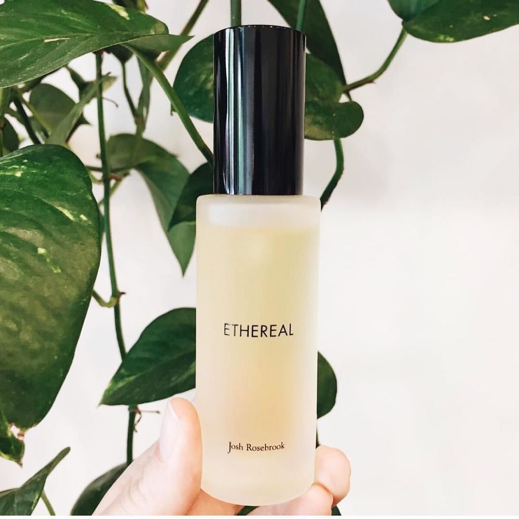 Switch up your scent up for summer! Try this unisex fragrance available at <a href="/handandland/">HAND & LAND</a>. #ParkPlaceKC ift.tt/2qw1O5X