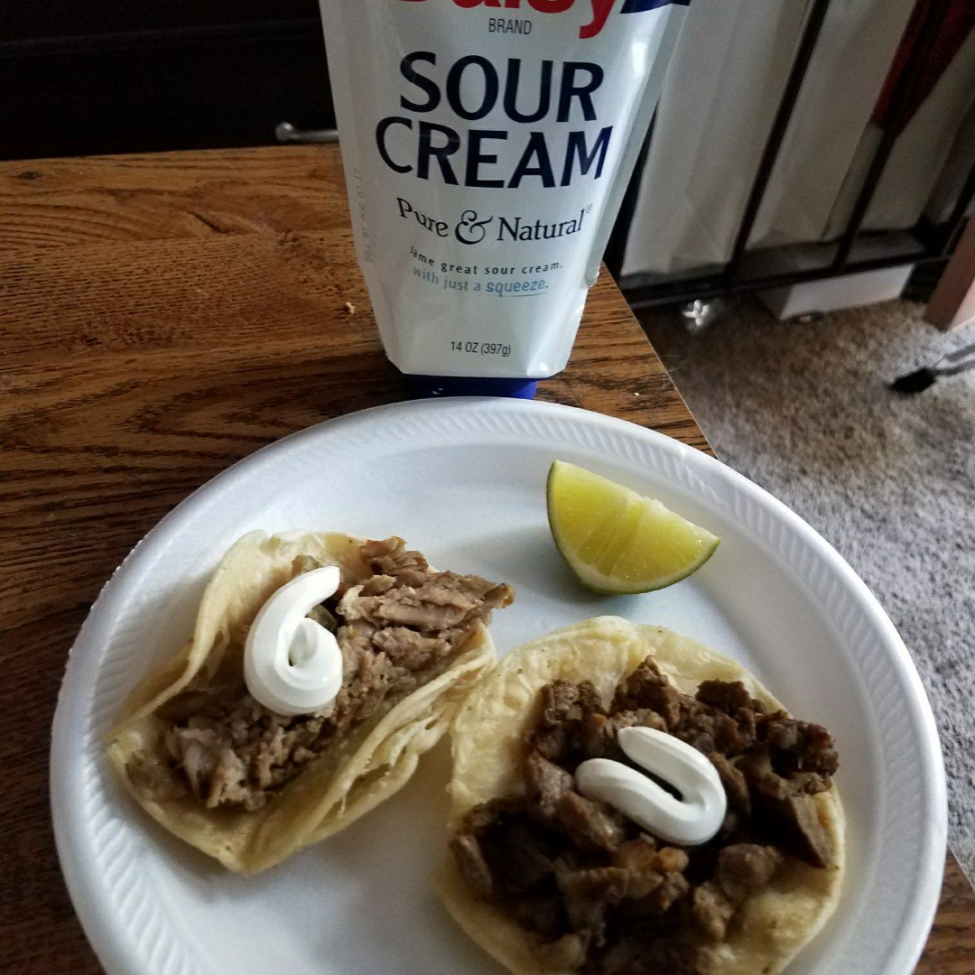 twinhernandez2's tweet photo. @Influenster @DaisySourCream #DollopofDaisy #Gotitfree https://t.co/8fnqCEl3Gn