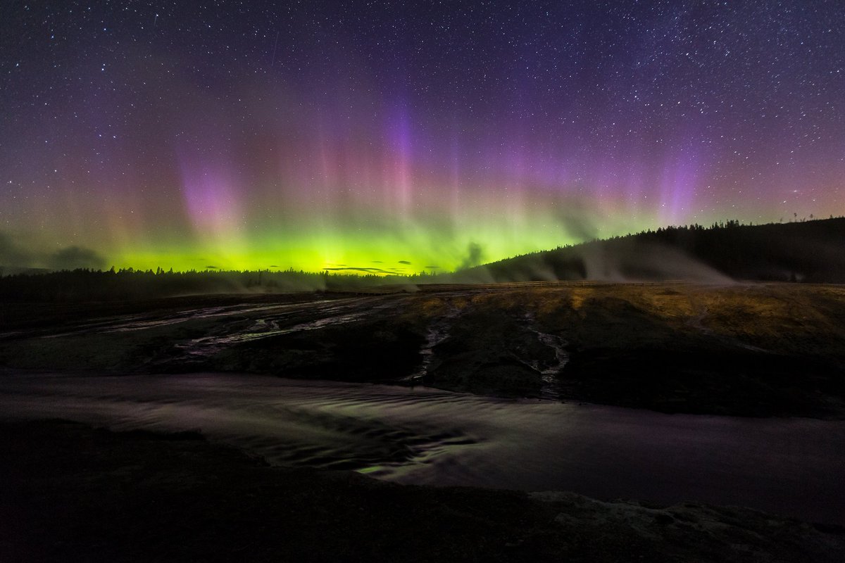 The aurora borealis visible from the Upper Geyser basin last Sunday morning.