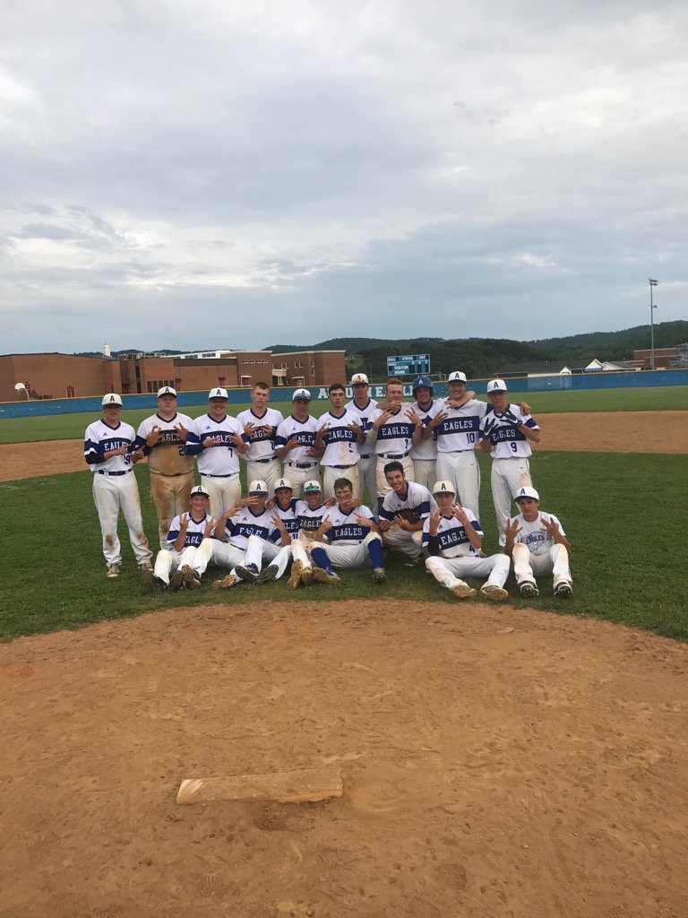 2017AHSBaseball's tweet photo. Dub Pic ⚾️ Auburn defeats  Chilhowie 10-0. Back in action Wednesday at Emory &amp; Henry. https://t.co/SDvGyYBgft