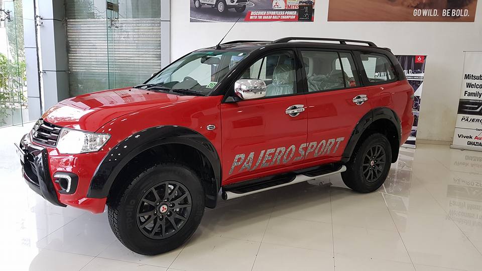 新型車情報2021 בטוויטר インド三菱パジェロスポーツ セレクトプラス コアモデル発売 価格は28 60 000ルピー 1ルピー1 72479412円 セレクトプラス車両サイズ全長4 695 Mm 幅1 815 Mm 高さ1 840 Mmで ホイールベースは2 800 Mm Https T Co Qoqsmcya1p