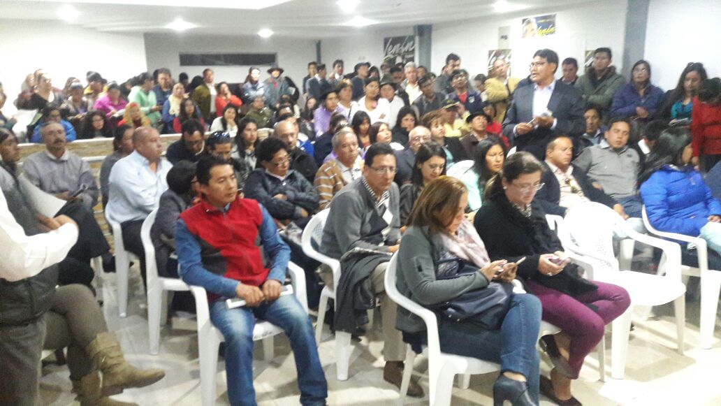 AP35Latacunga's tweet photo. Directorio Latacunga se reúne a analizar resultados de elecciones y planificar estrategias @Lenin @JorgeGlas  @35PAIS @ppsesa @carmygar https://t.co/rh23SM8un4