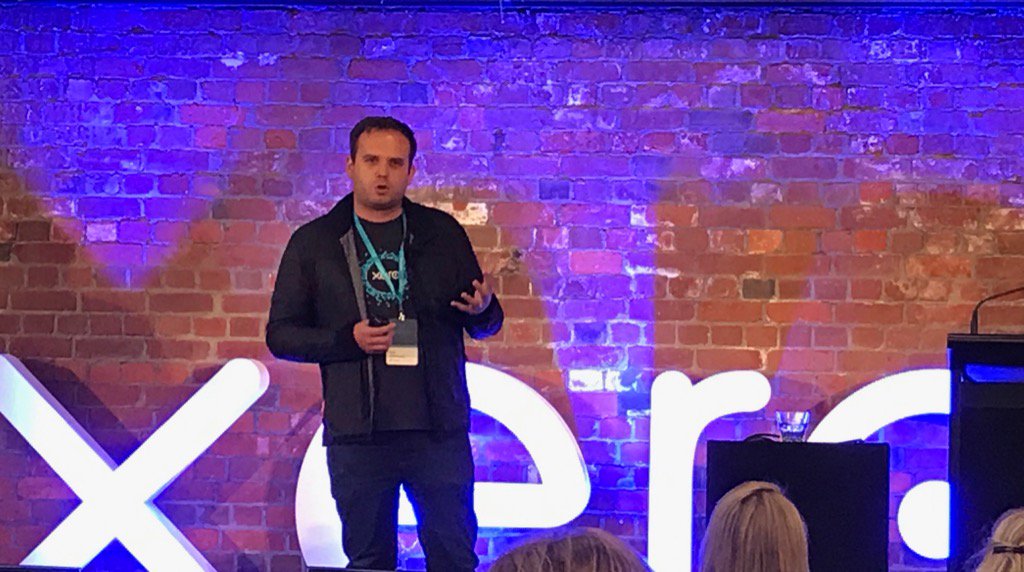 Anna_Curzon's tweet photo. The fabulous Mr @BenRichmond1 back down in @Xero homeland at #XeroWeek talking about #farminginthecloud #legend https://t.co/bgA5RaMtu3