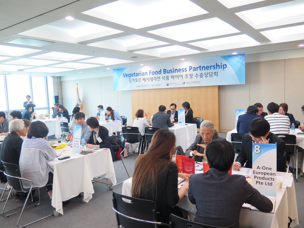 HNTMICE's tweet photo. Vegetarian Food Business Partnership
May 29, 2017 / aT Center, Seoul
#Singapore #Businessmeeting #Trade #aTCenter #Events #Seoul #MICE https://t.co/VbNqmyyvXn