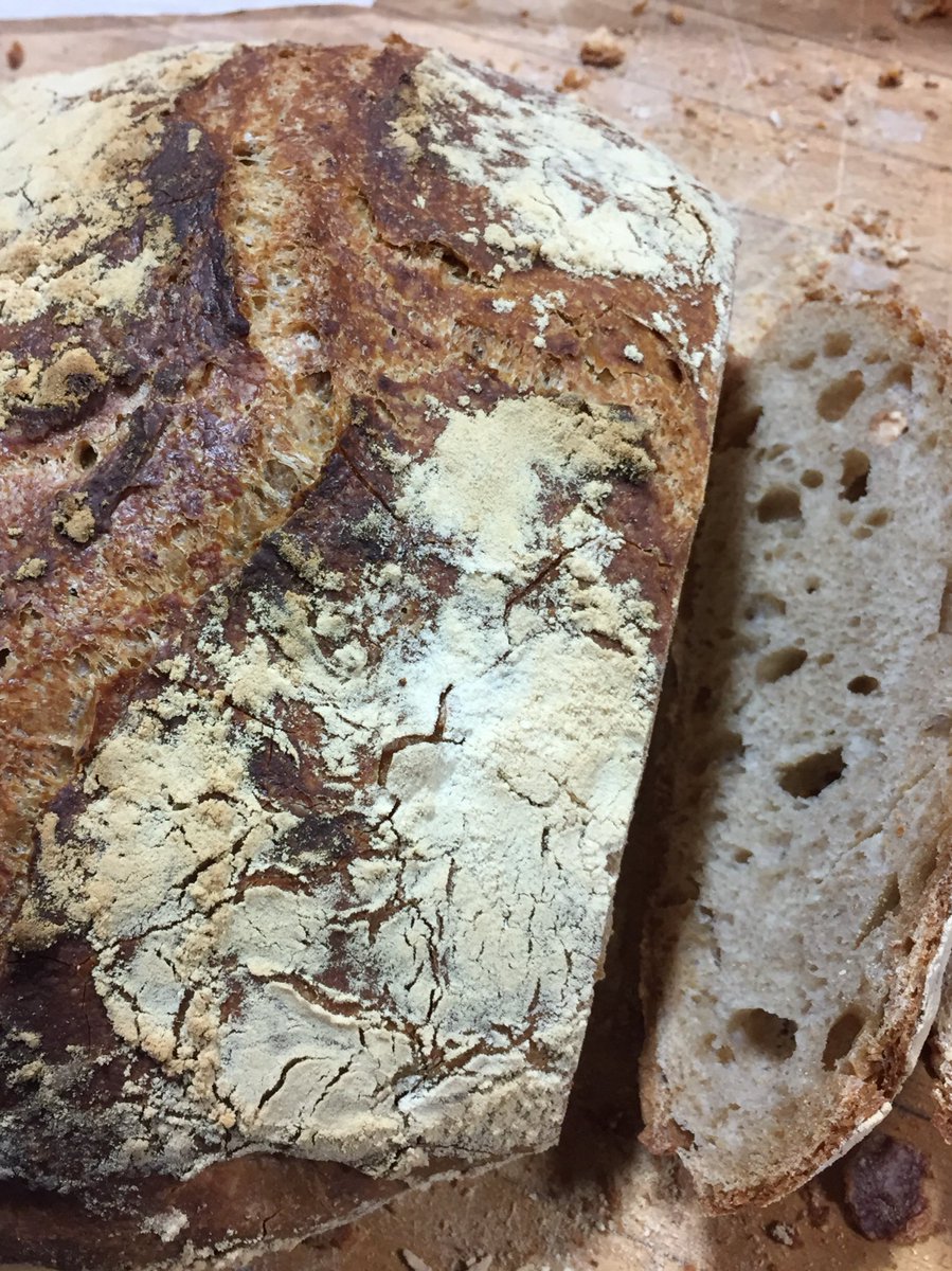 Enoffernan's tweet photo. Baking loaf #bread with #spelt #einkorn https://t.co/UdtAcJXxLF