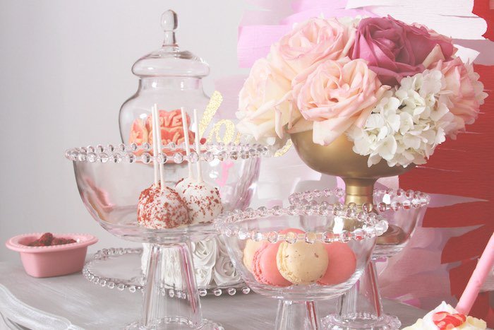 sukanyamjee's tweet photo. 9 unique and fun bridal shower gift ideas https://t.co/vssM1b1fBb https://t.co/hEeX3hXqNM