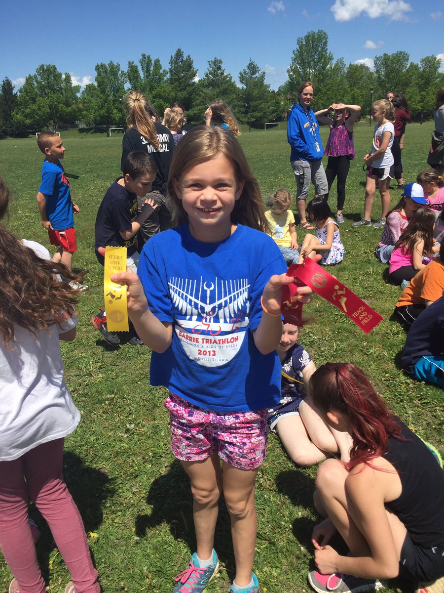 WestBayfieldES's tweet photo. Great work at track and field today. Everyone worked super hard! Thanks to all of the staff who helped out and ran events. https://t.co/A2wHex3a34