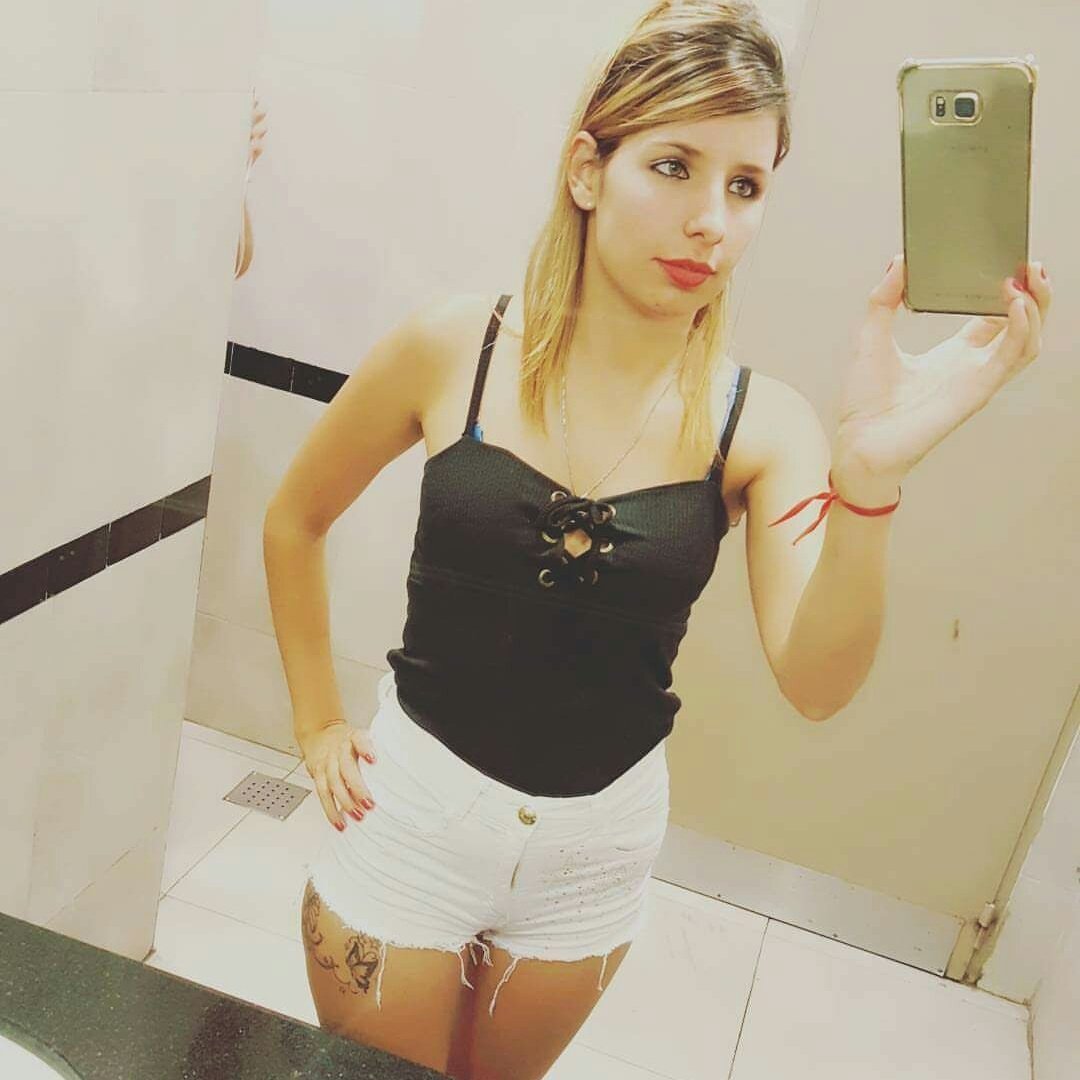 ttammyashton's tweet photo. #NuevaFotoDePerfil https://t.co/SUDIzFLxSZ