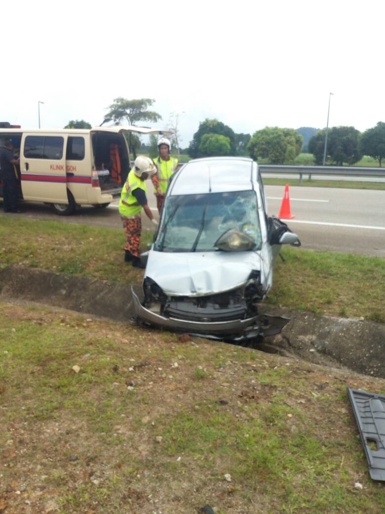 Bomba Dan Penyelamat Malaysia On Twitter 29 5 2017 Kereta Terbabas Di Km 234 1 Lebuhraya Pantai Timur Pada Pukul 12 30 Tengah Hari 1l Cedera Akibat Tersepit Di Tmpt Duduk Pemandu Https T Co A3yg1yhj4s