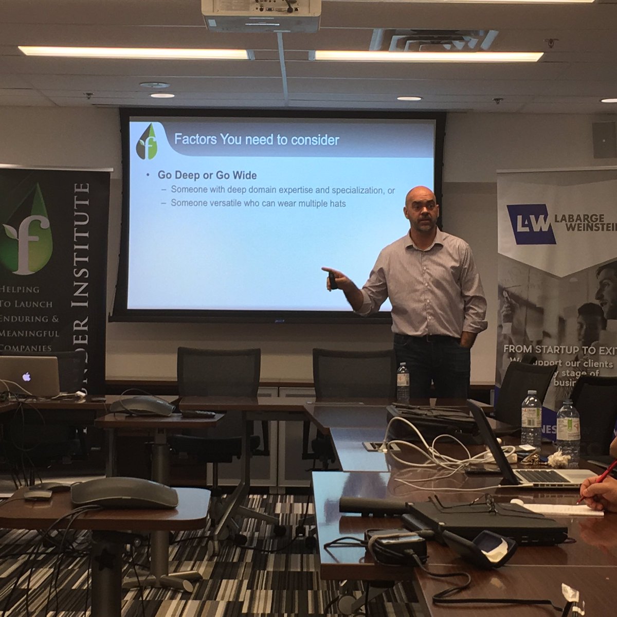 StrivingSunny's tweet photo. Personal key takeaway from @JeffTBennett @OttawaFI : Support from your significant other matters. #HustleHard #VentureLifestyle #ViiMe https://t.co/NOUN4iNqo4