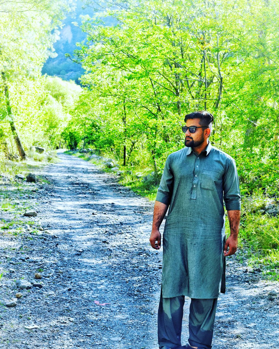 MUHAMMADAKK's tweet photo. 🙂+🕶=😎 https://t.co/NXMWtm4dUA