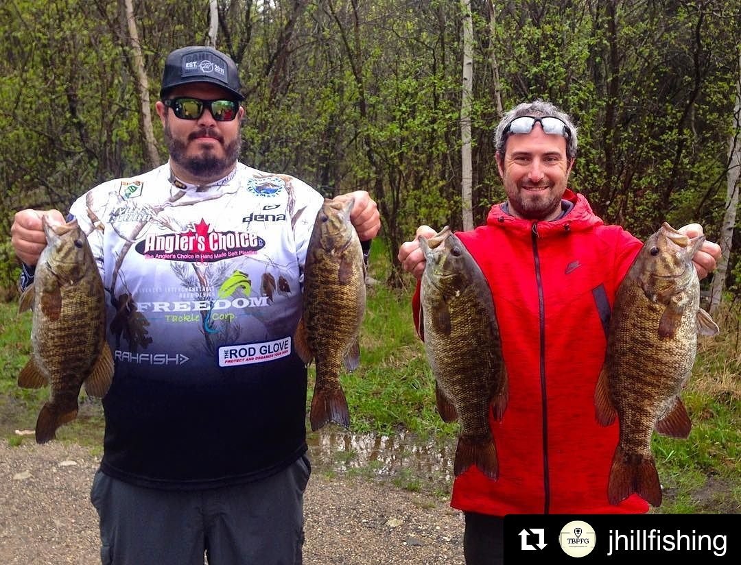 Picked up the win yesterday with <a href="/JHillFishing/">James Hill/TBPFG</a>. It was a wet one, but that didn't stop the same big girls from bitin! #smallies #NWOntaio