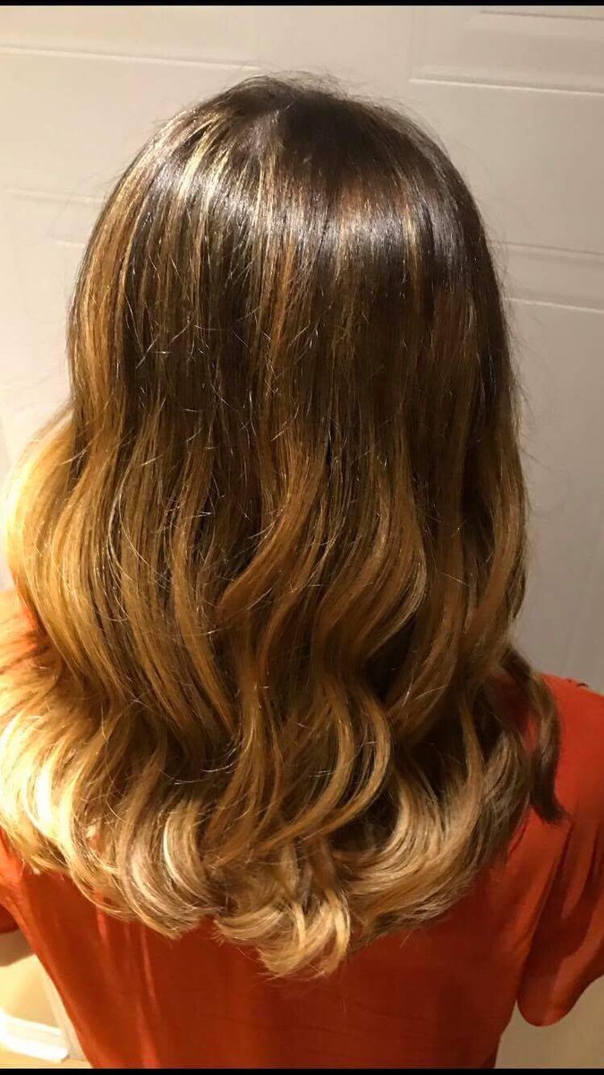ShaynaCatalan's tweet photo. If anyone needs their hair done I highly suggest @daaviees !!! She's amazing 🙌🏼 thank you so much for the transformation, I love it ❤️ https://t.co/P6c3GqJPeS