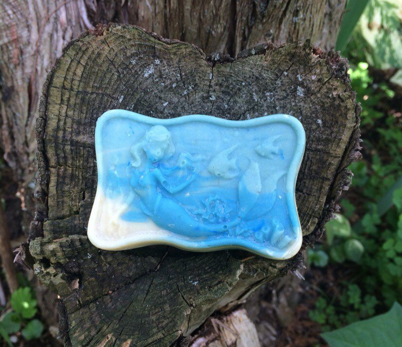 GoodKittyNats's tweet photo. Mermaid Soap with Organic Sugarcane Extract and Algae Extract 3.5oz p… https://t.co/oj7DmI2Z6i #Etsy #BecomeAMermaid https://t.co/5UKJ0kR79Z