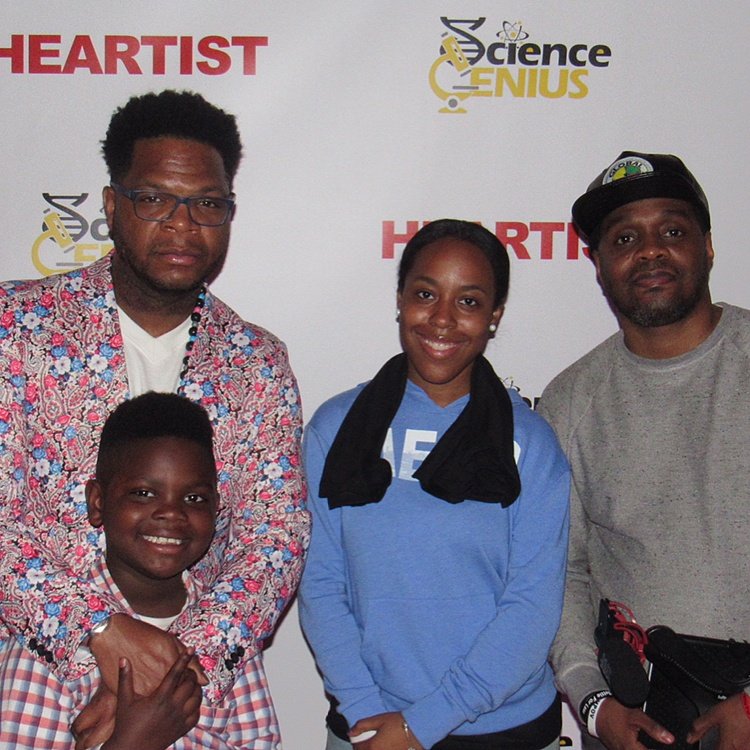 HeroesHQ_'s tweet photo. When you work as w team you win as a team #hhpov #hiphoppointofview #heroesheadquarters #hiphop #sciencegeniusbattle #hiphoped #heartist https://t.co/LLjCsEXdiw