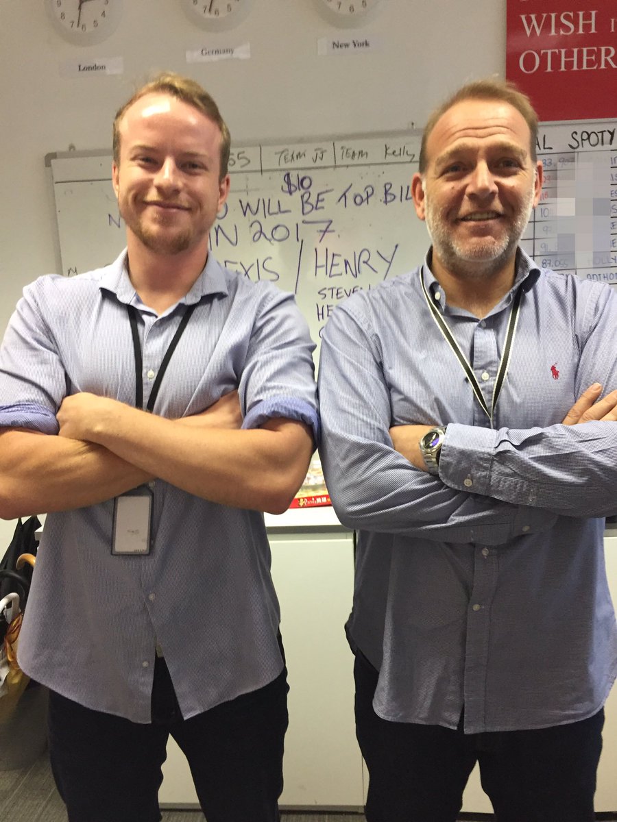 BJRecruiterAsia's tweet photo. Twinning!🙋🏼♂️🙋🏼♂️😆#WeAreBarringtonJames #BarringtonJamesAsia #JoinTheBest #GreatWorkEnvironment #BarringtonJames https://t.co/E8XV6vg0xy