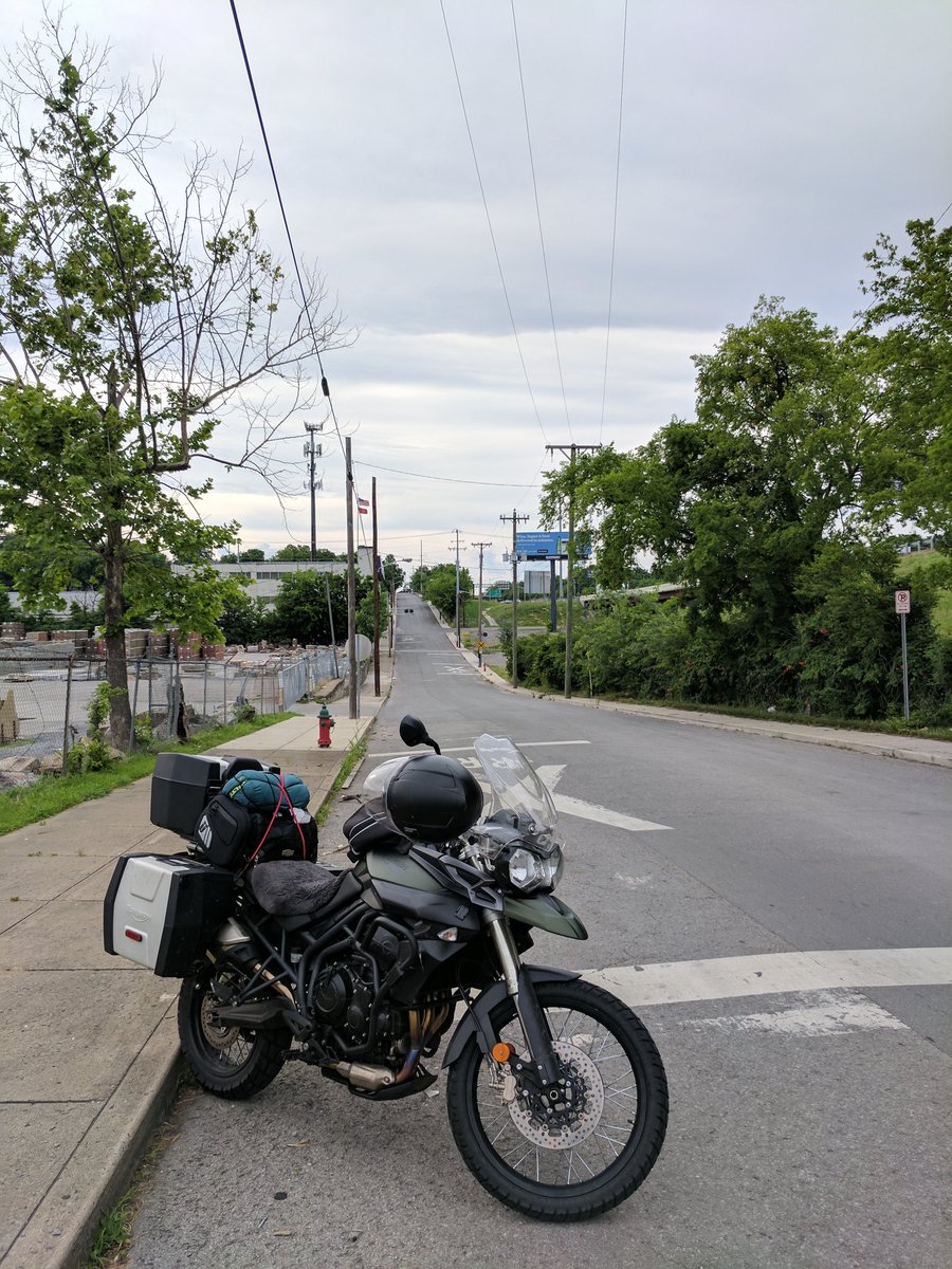 lifebypixels's tweet image. After leaving @CreativeProWeek I headed to Nashville. Another 370 miles on the bike  riding the back roads.#cproweek