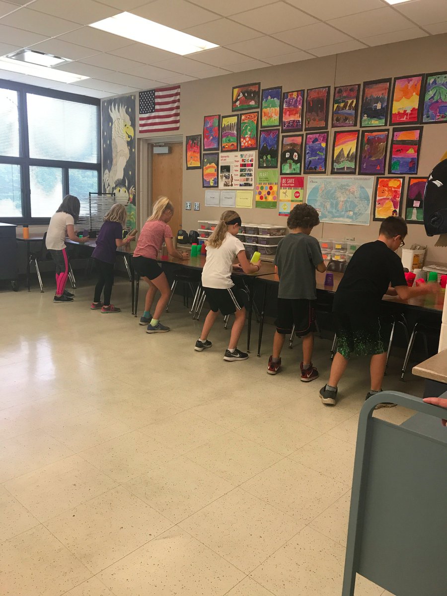 Mrs_McCormick34's tweet photo. Go the Distance Day! We had so much fun!!! https://t.co/E29QxcqMTz