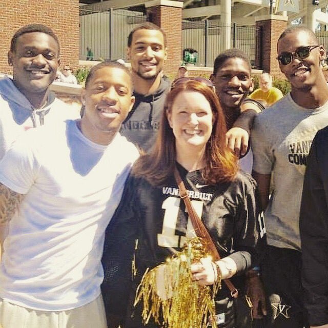 VandyRed's tweet photo. As end this day to remember the sacrifices of those who gave all
Also promised would not forget someone lost far too young #DaiJon #VandyFam https://t.co/KmzoZ2vSi5