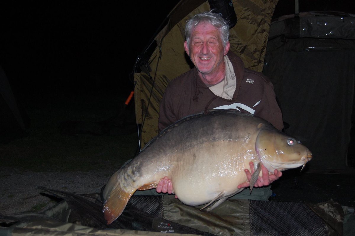 PleasureLake's tweet photo. 51lb mirror.pb broke after 7 year quest #carp #france #pleasurelake #catfish #lake #fish #holiday #rod #bait https://t.co/duCrBgTMCJ