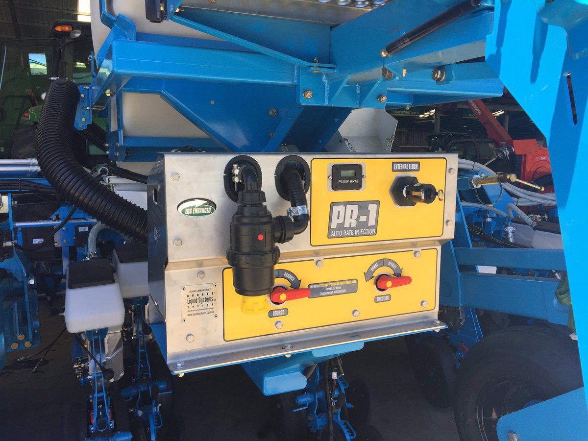 LQS_SA's tweet photo. 1 wk till FARM FEST. Come see me @VanderfieldAU Q-R 29-33 #liquid #infurrow #inputcontrol #row2row #accuracy @StephenFrahm1 @Steve_Hegarty https://t.co/hVrfNXrQlh