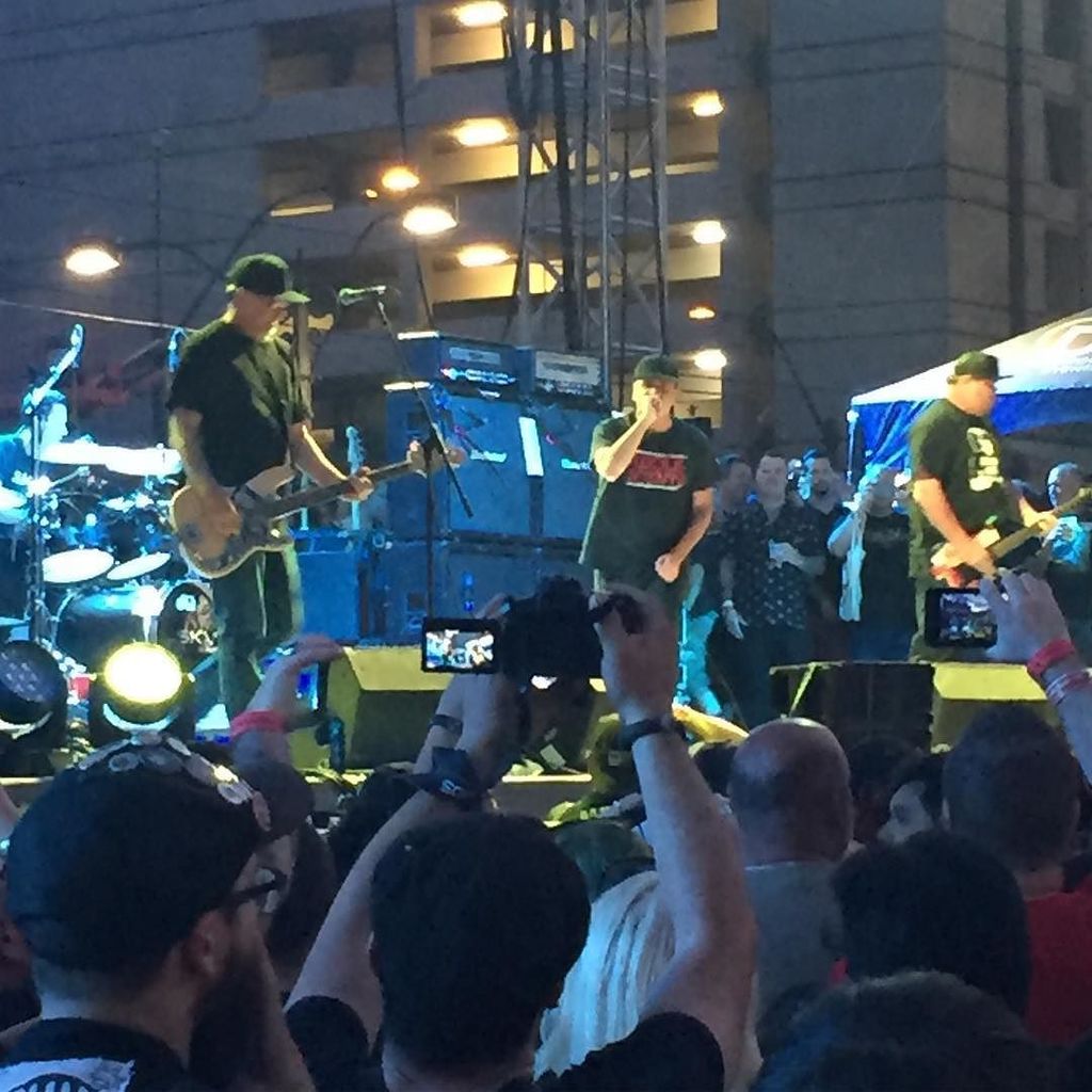 AWOTradio's tweet photo. Via Punknews Pennywise live at PunkRockBowling in Las Vegas, NV #prb17 #PunkRockBowling https://t.co/h2L8j2WSGz https://t.co/nCHQLhQeAh …