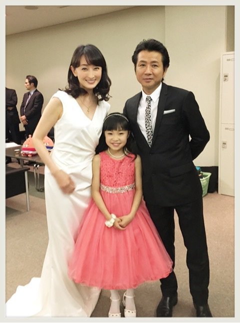 Kanae Pa Twitter この花總さんの 藤井フミヤさんとの写真の写り方 さすが100年にひとりの娘役トップ あ 背丈の見え方の話です 花總まりオフィシャルブログ Mari S Life より T Co Oxpbntnah8 Kanae Pa Twitter この花總さんの 藤井フミヤさんとの写真の写り方 さすが100年にひとりの娘役トップ あ 背丈の見え方の話です 花總まりオフィシャルブログ Mari S Life より T Co Oxpbntnah8