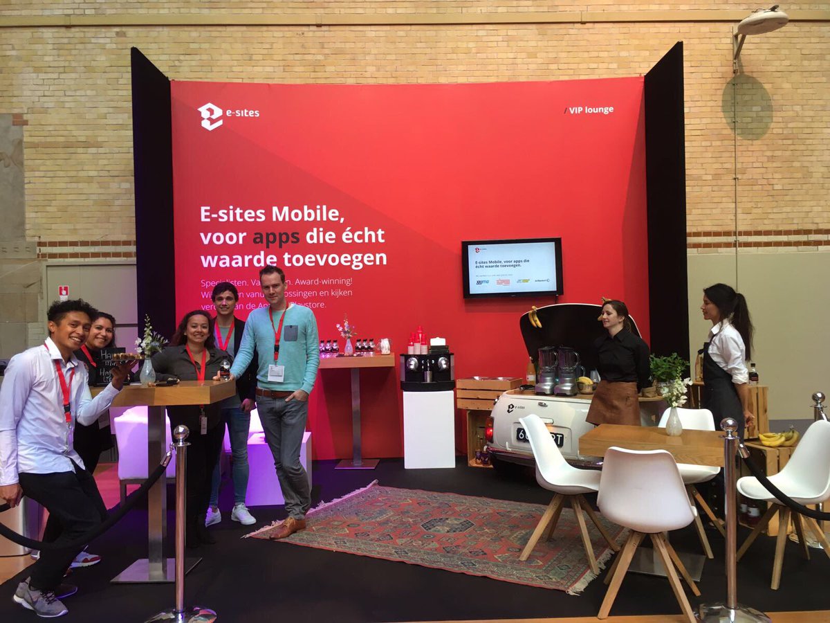 esites's tweet photo. Ons mobile team staat te popelen om je te ontmoeten in onze lounge op #techlive17 Tot zo?! #tel17 https://t.co/NbrKO4FxIJ