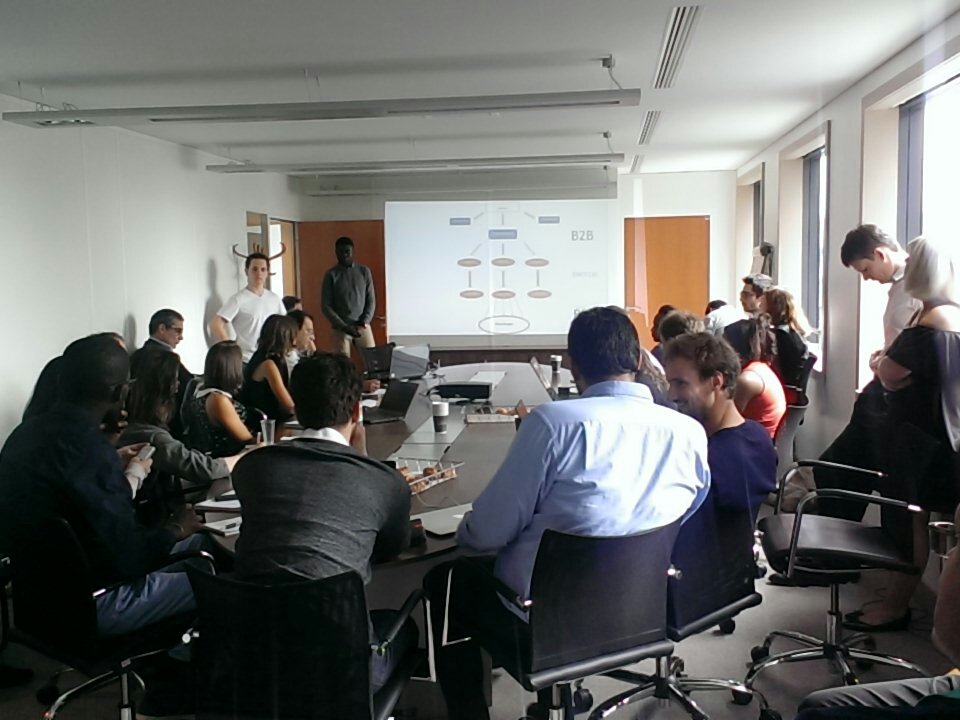 Izivia's tweet photo. Les étudiant.e.s de @psl_univ chez Sodetrel pr pitcher leurs idées de nouveaux services de mobilité électrique ! #innovation #hackathon https://t.co/PqTUWuC4qq