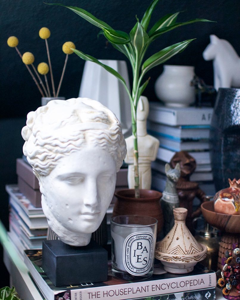 IgorJosif's tweet photo. Hygeia is watching over me. The little shrine where I channel my inner archaeologist☺️💙🗿🏺🏛 #homedecor #hygeia #ceramics #styling #archaeolo… https://t.co/Vt7dnj1xph