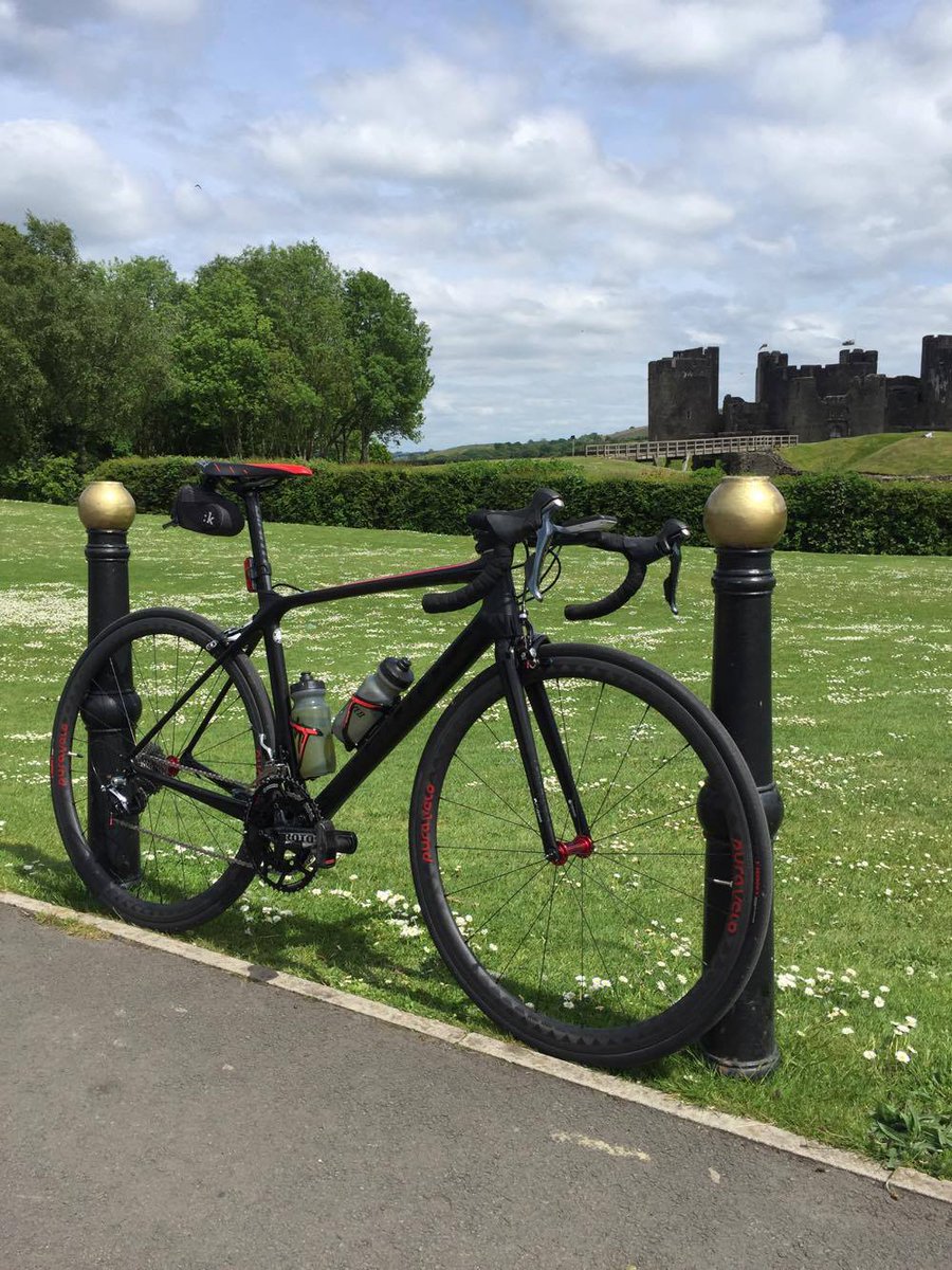 Evadesport's tweet image. Bank holidays are made for cycling! @SamAdamson5 Silver Medallist Duathlete, &amp;amp; the obligatory bike shot! 
#baaw #evade #cycling🚴‍♀️🥇
