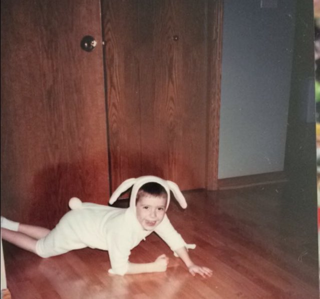 Sutton_Derr2's tweet photo. 10k retweets and I will recreate this photo, haha https://t.co/Q5YXzk2eo2