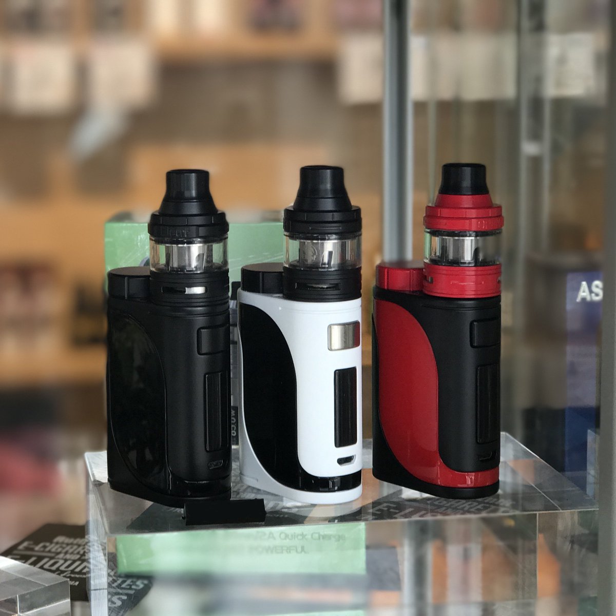 hellovape_unus's tweet image. UNUSに新しいMODが仲間入り！リキッドも各種入荷しております！！後ほどBLOGにてご紹介するので、お楽しみに😎#pico25 #unus #岡山 #vape #okayamavape #hellovape #問屋町 #初心者歓迎