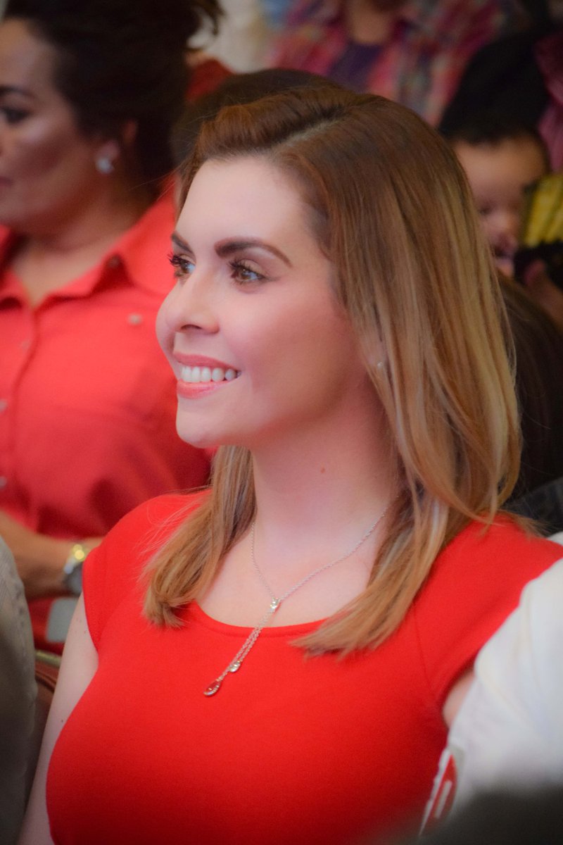 CNOP_SIN's tweet photo. CNOP Sinaloa felicita a Miguel Ángel Amador como presidente y Raquel Rosario Zazueta como secretaria del PRI en Culiacán.@CDEPRISinaloa https://t.co/aAGC1uNTt1
