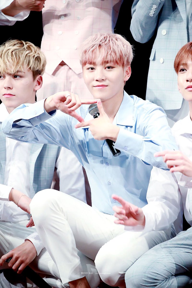 boo_bit0116's tweet photo. 승관시 못챙겼으니까😭😭💕💖💖💖내 one and only 고정픽이야💦💎💎✨✨ #승관 #세븐틴 #SEVENTEEN #seungkwan https://t.co/xP6jBrBqFE